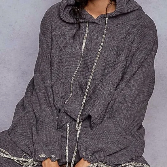 POL 2-piece Gray Sweater Set; worn once - Picture 2 of 4